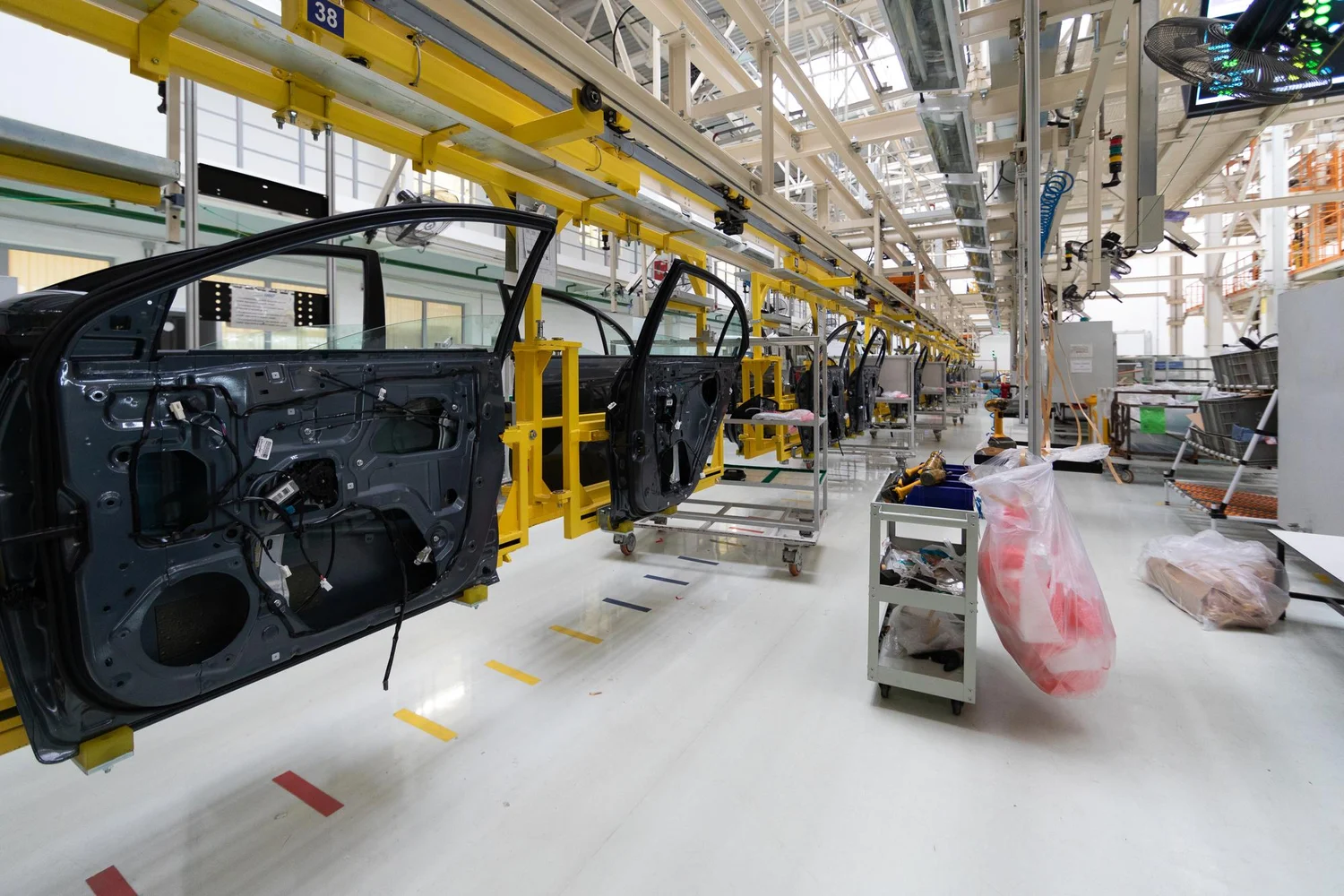 Automotive & Spares Business Investment in PIA, Special Economic Zone, Africa - Industry Opportunities for Investors in Arise IIP SEZs, Special Economic Zones.